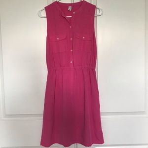 Sleeveless dress
